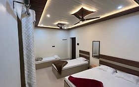 Gauri Kedareshwar Guest House