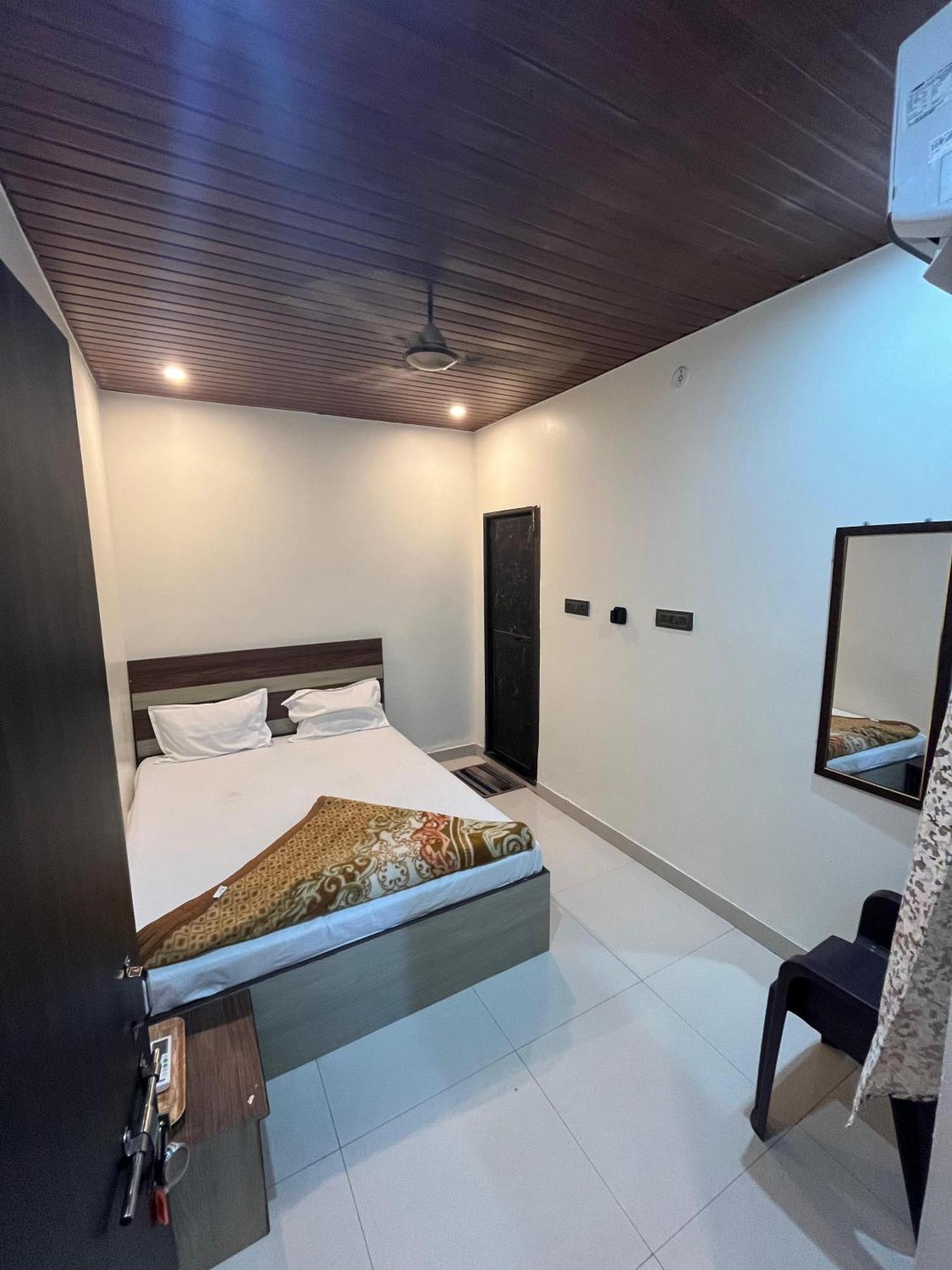 Gauri Kedareshwar Guest House Varanasi Exterior photo